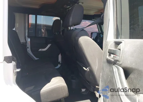 2013 Jeep Wrangler Unlimited Rubicon z USA, uszkodzony, nr VIN 1C4BJWFG1DL616808